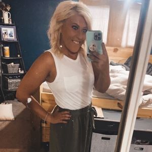 Meet your Posher, Victoria